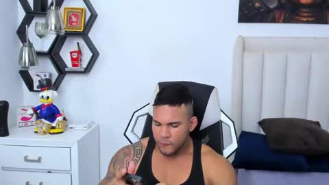 _matthew_santos_ online show from 02-11-25, 01:10