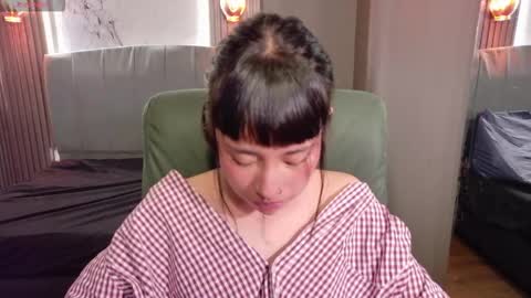 Mavis  online show from 10-21-25, 09:26