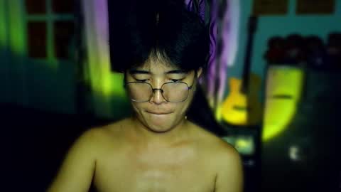 MAX Dont forget to follow online show from 12-20-25, 02:57