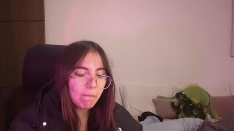 Snapshot of _maxxx1_ chatting on 07-15-26, 02:17 max and abby online show from 07-15-26, 02:17