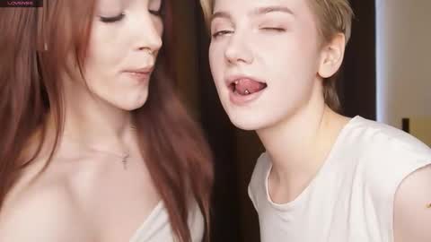 Snapshot of _medal_of_horny_ chatting on 02-25-26, 06:12 Elva and Kate online show from 02-25-26, 06:12