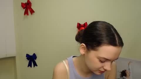 Susie online show from 01-24-25, 07:41