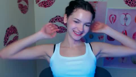 Susie online show from 10-23-25, 07:07