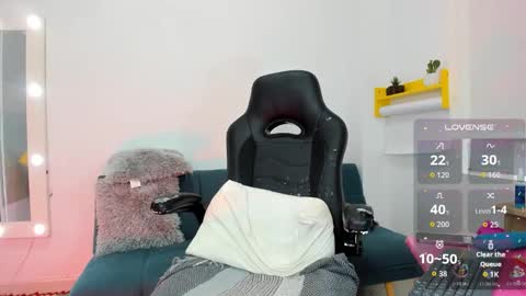 Snapshot of _megganjobs chatting on 12-03-25, 08:51 Juli online show from 12-03-25, 08:51