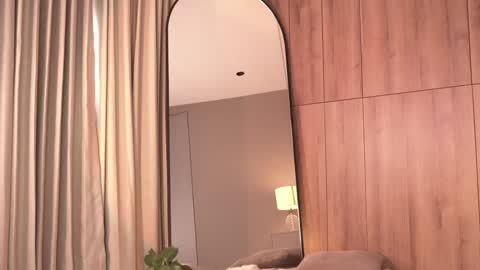     online show from 09-21-25, 07:04