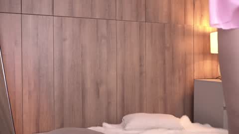     online show from 09-30-25, 06:46