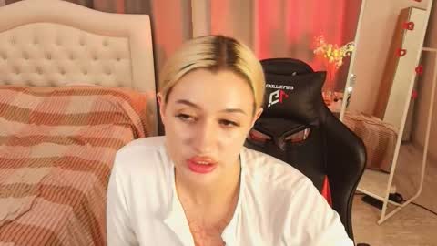 Melany online show from 10-10-25, 04:28