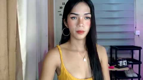 Snapshot of _mellyxxx chatting on 05-12-26, 10:12 Melly online show from 05-12-26, 10:12