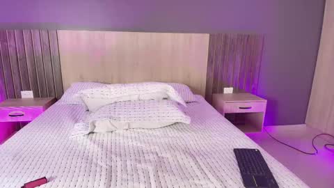 Snapshot of _miamiller_ chatting on 02-13-25, 11:26 _miamiller_ online show from 02-13-25, 11:26