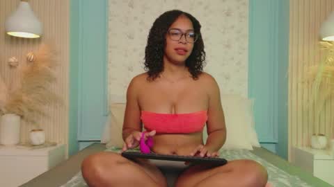 Snapshot of _miavega_ chatting on 03-29-26, 03:50 mlavega online show from 03-29-26, 03:50
