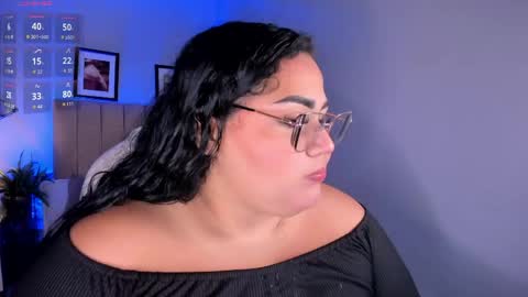Snapshot of _michel_bbw chatting on 05-26-26, 02:40 michel online show from 05-26-26, 02:40