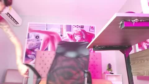 Paula online show from 12-13-24, 03:21