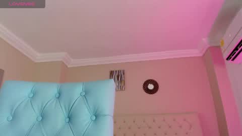 Paula online show from 04-11-26, 11:14