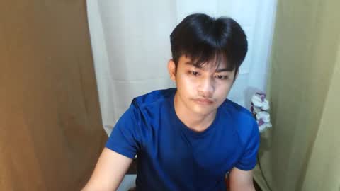 Snapshot of _mikko_moto_ chatting on 04-19-26, 06:10 _mikko_moto_ online show from 04-19-26, 06:10