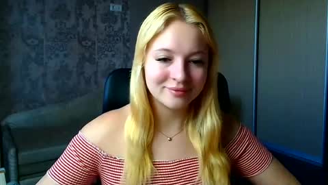 Melanie online show from 06-12-26, 05:28