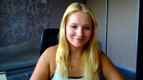 Melanie online show from 08-04-26, 08:39
