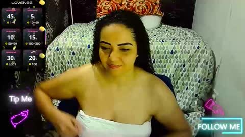 Snapshot of _milf_naughty chatting on 01-11-26, 08:08 _milf_naughty online show from 01-11-26, 08:08