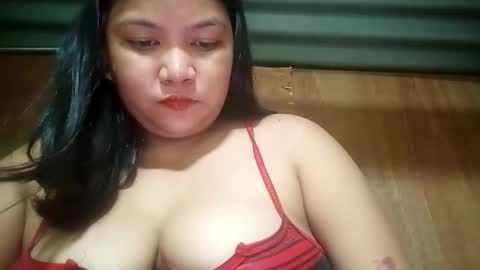 Snapshot of _milkytitsmomxx_ chatting on 05-03-26, 05:30 _milkytitsmomxx_ online show from 05-03-26, 05:30