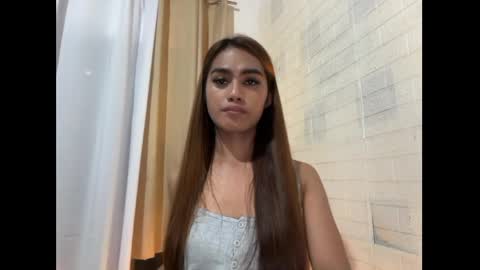 Snapshot of _milliondollarbaby_ chatting on 05-30-26, 04:26 Irina online show from 05-30-26, 04:26