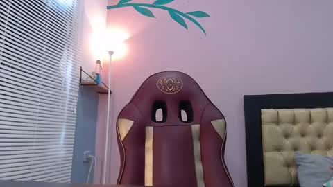 Hinata 3 online show from 03-01-25, 04:33