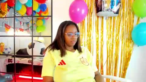 Snapshot of _miss_khaleesi_ chatting on 06-15-26, 12:18 _miss_khaleesi_ online show from 06-15-26, 12:18