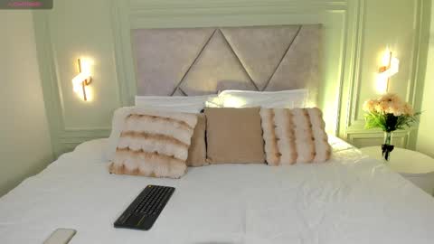 kimberley cruz online show from 10-21-25, 11:22