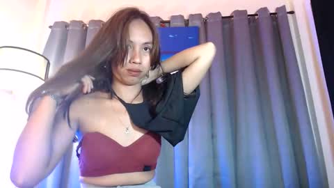 Snapshot of _miss_melody chatting on 05-18-26, 12:18 _miss_melody online show from 05-18-26, 12:18