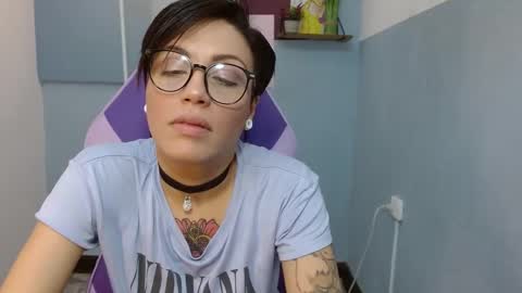 Snapshot of _miss_sakura_ chatting on 01-25-25, 06:35 Sakura online show from 01-25-25, 06:35