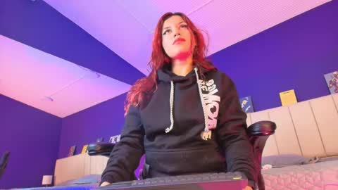 _missfortune__ online show from 11-25-25, 12:16