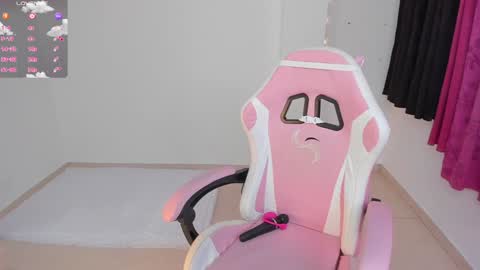 Hanna  Idependent Model   online show from 01-22-25, 03:52