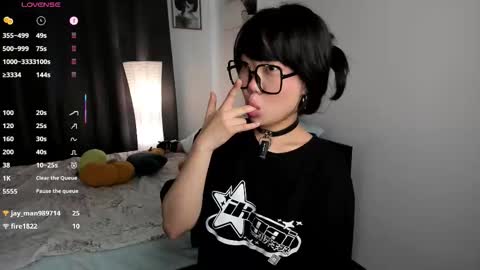 _molly_molly_molly_ online show from 10-04-25, 11:30