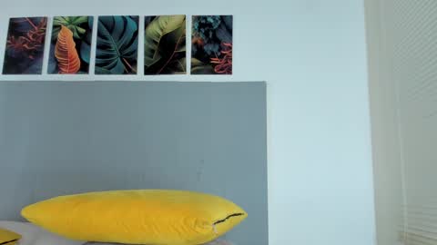 _molly_rosse_ online show from 10-06-25, 12:13