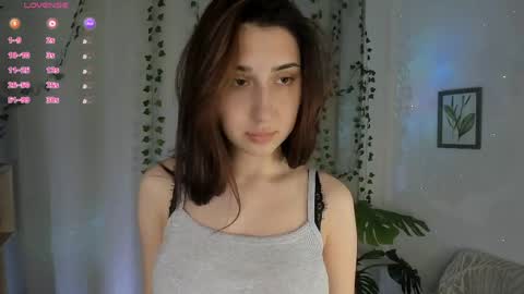 Snapshot of _monnytoon_ chatting on 05-04-26, 04:58 Eva online show from 05-04-26, 04:58