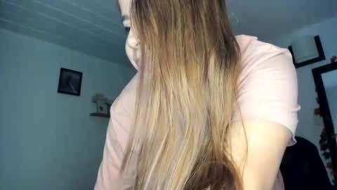     liaaa 4u online show from 12-11-24, 11:00