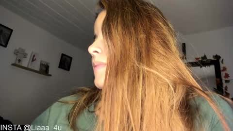     liaaa 4u online show from 02-20-25, 03:45