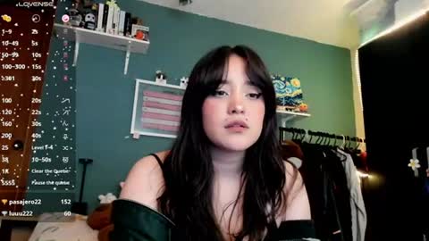 Snapshot of _moon_cake_ chatting on 06-11-26, 02:53 Next stream 950 pm Colombia time xd online show from 06-11-26, 02:53
