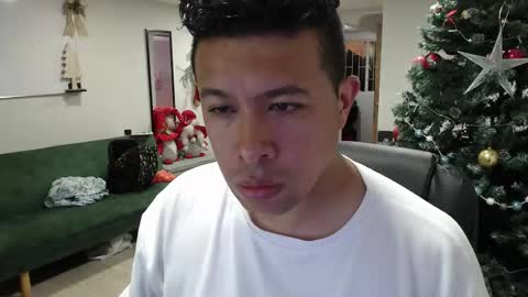 Panda  online show from 12-04-25, 02:21