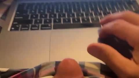 Snapshot of _mrnutbutter_ chatting on 03-11-26, 01:06 mrnutbutter online show from 03-11-26, 01:06