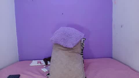 Luna online show from 11-26-25, 11:55