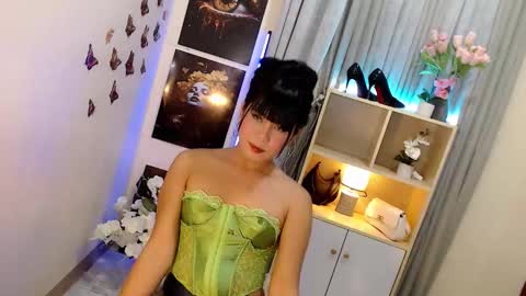 Snapshot of _mysticdoll_ chatting on 10-13-25, 11:38 _mysticdoll_ online show from 10-13-25, 11:38