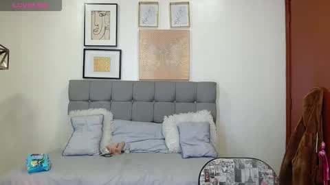 _naomi_s online show from 03-12-26, 01:28