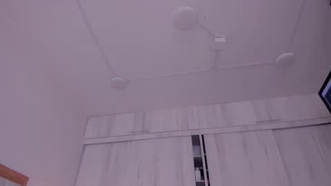 Snapshot of _natasha18_ chatting on 01-15-25, 05:47 Natasha online show from 01-15-25, 05:47