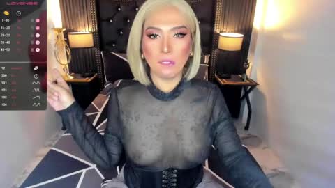 Snapshot of _natashacooper_ chatting on 06-07-26, 11:03 _natashacooper_ online show from 06-07-26, 11:03