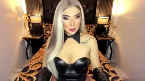 Snapshot of _natashacooper_ chatting on 06-25-26, 09:14 _natashacooper_ online show from 06-25-26, 09:14