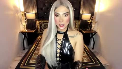 Snapshot of _natashacooper_ chatting on 07-06-26, 05:15 _natashacooper_ online show from 07-06-26, 05:15