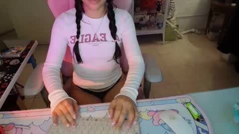 _nathaila_ online show from 09-17-25, 12:01