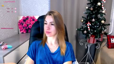 Snapshot of _naughty_megan_ chatting on 01-15-25, 10:17 Megan online show from 01-15-25, 10:17