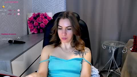 Snapshot of _naughty_megan_ chatting on 02-05-25, 08:21 Megan online show from 02-05-25, 08:21