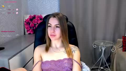 Snapshot of _naughty_megan_ chatting on 02-13-25, 04:39 Megan online show from 02-13-25, 04:39