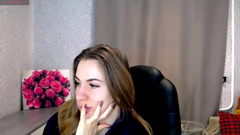 Snapshot of _naughty_megan_ chatting on 02-25-25, 08:03 Megan online show from 02-25-25, 08:03